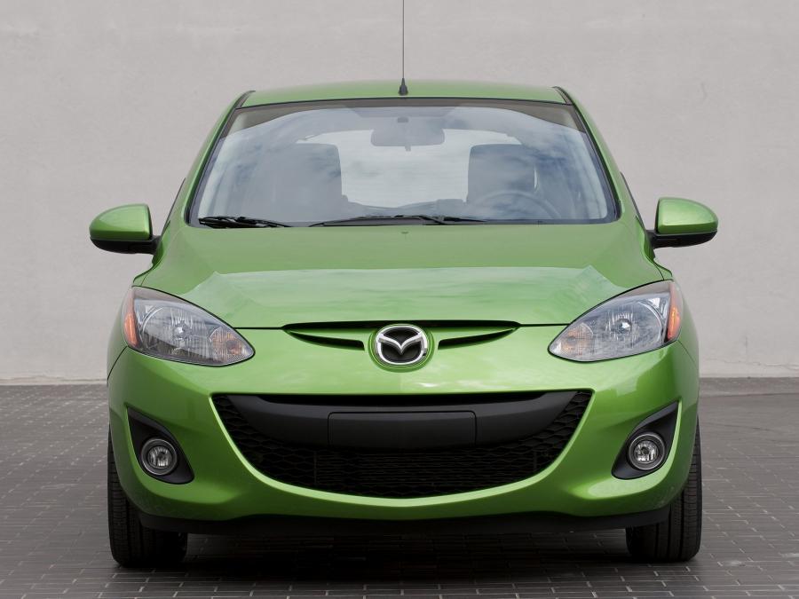  Mazda2 2010 года  (US) (фото 45 из 53)